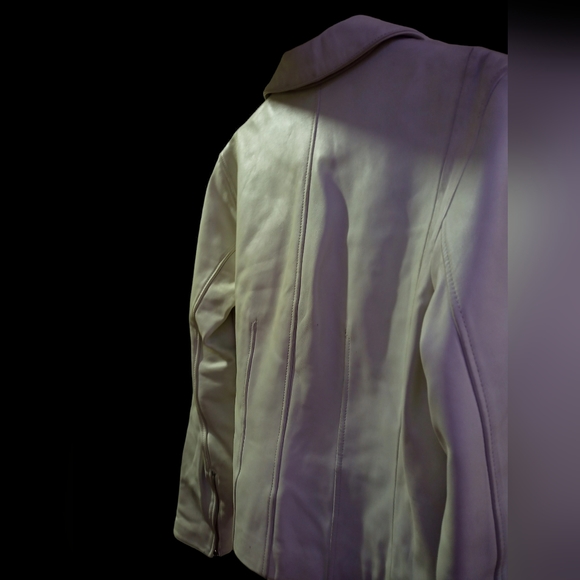 Leather coat - Picture 4 of 4